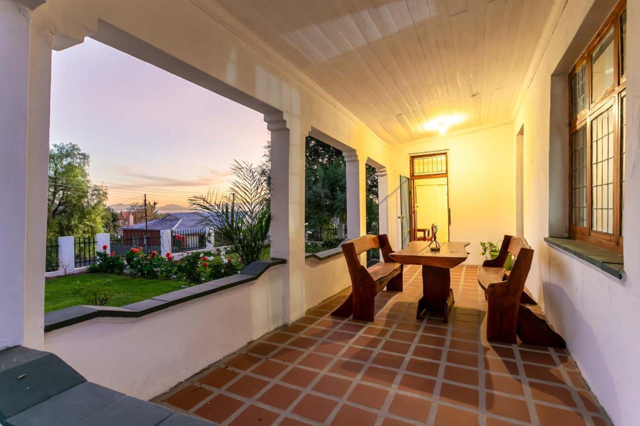 Ravenscliff Villa オーツホーン エクステリア 写真