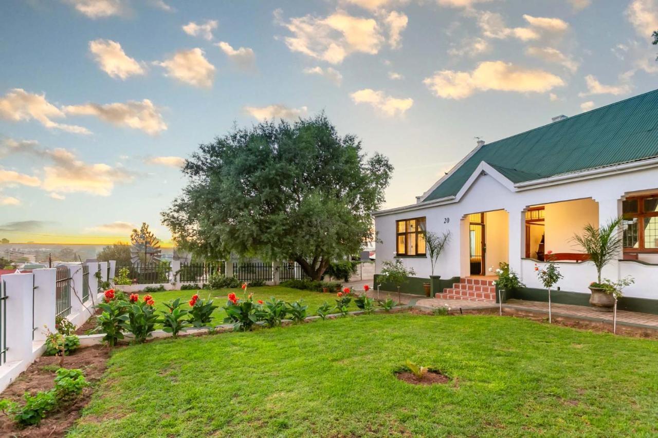 Ravenscliff Villa オーツホーン エクステリア 写真