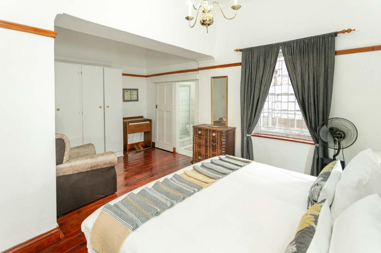 Ravenscliff Villa オーツホーン エクステリア 写真